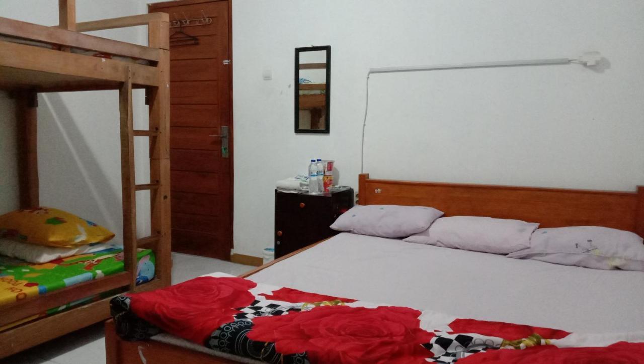Hotel Jiddan Syariah Redpartner Lembang Esterno foto