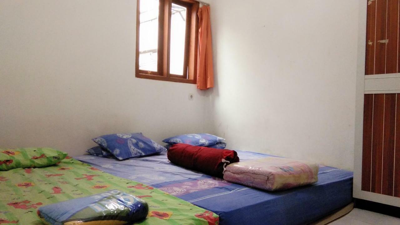 Hotel Jiddan Syariah Redpartner Lembang Esterno foto