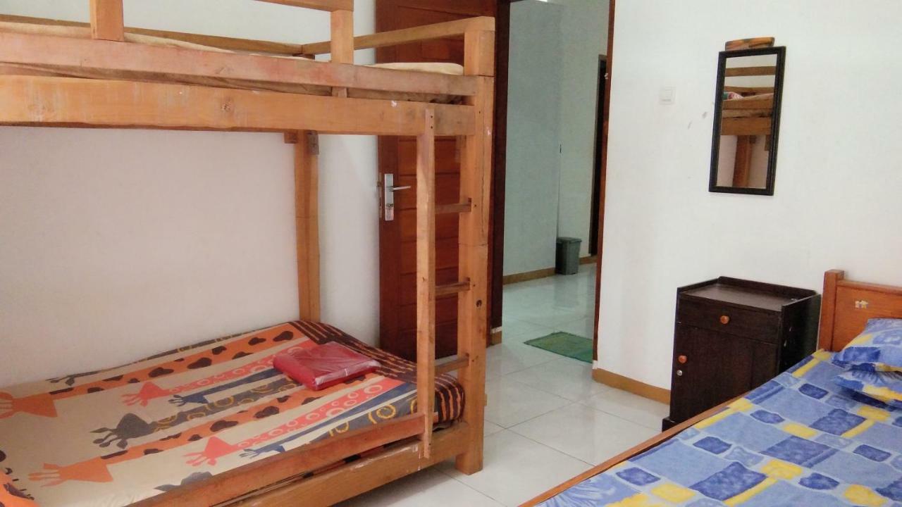 Hotel Jiddan Syariah Redpartner Lembang Esterno foto